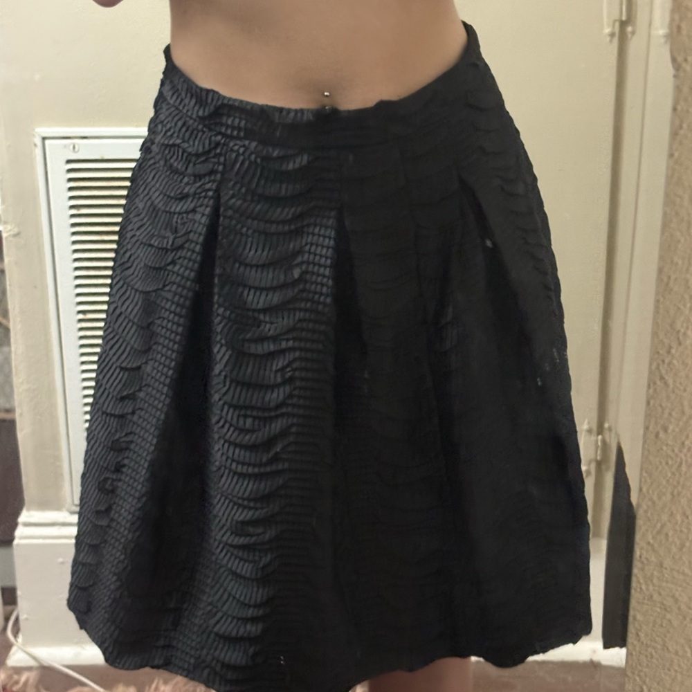 H&M Black Knee-Length A-Line Skirt